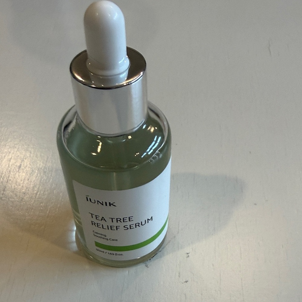 Iunik Tea Tree Relief Serum